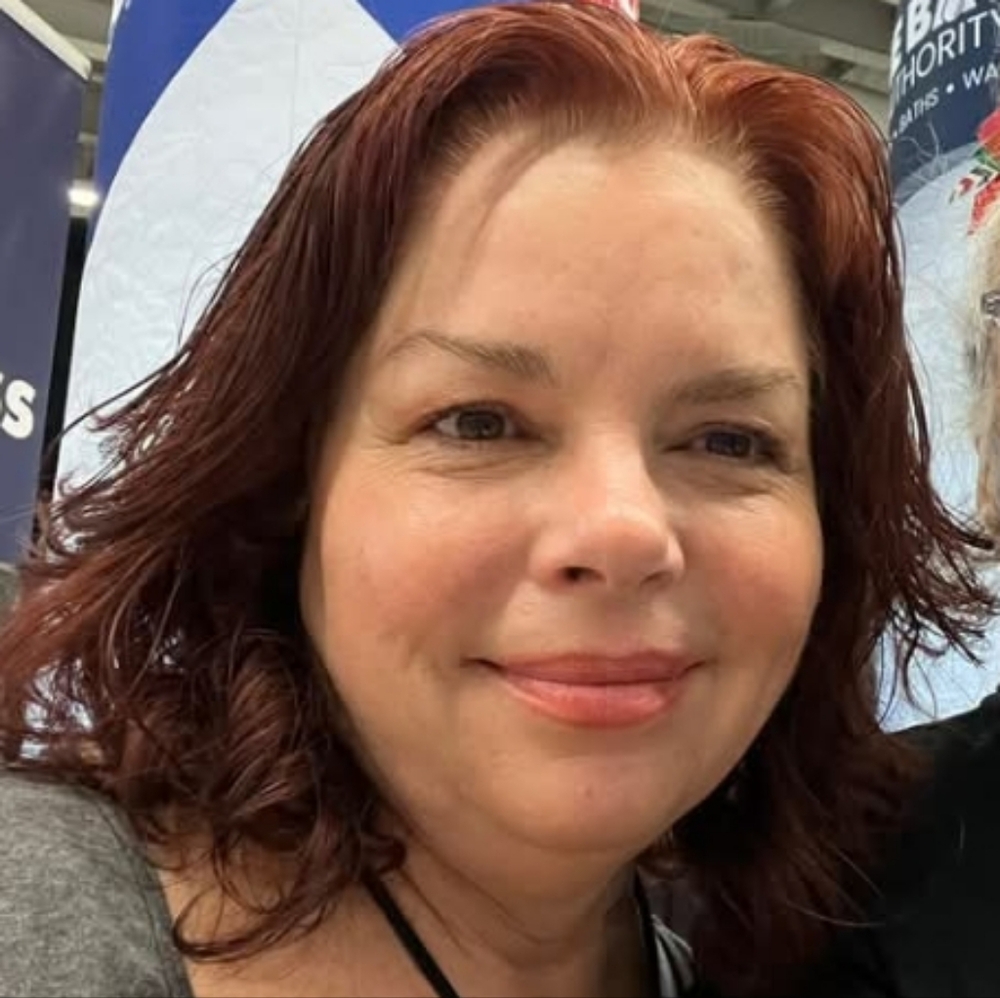 Meet your Posher, Julia